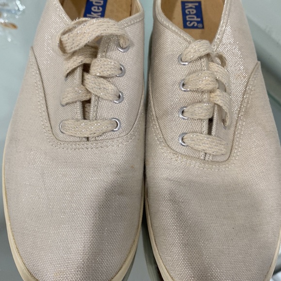 Keds Canvas Crosshatch Snicker in Cream Pearl Silver Sparkle size 10 - Picture 12 of 16
